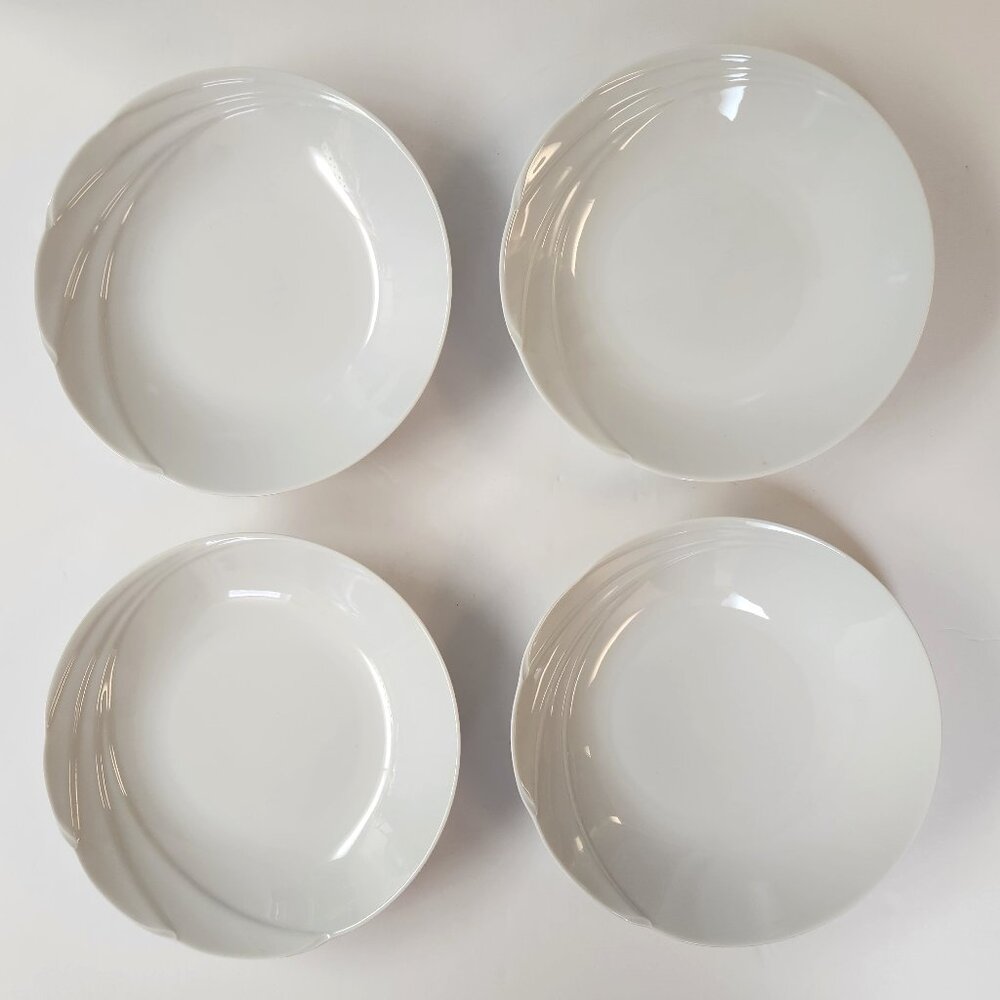 4 Hutschenreuther Blanche Maxim's de Paris 8 1/8"  White Bowls, Mint Condition